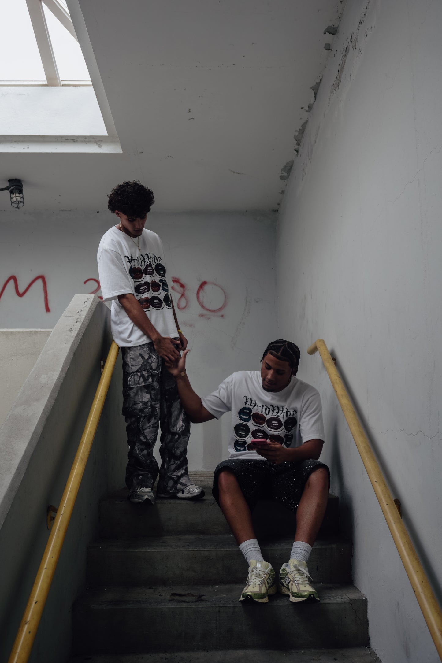 WrldWide Global Kisses Tee